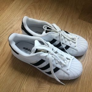 Adidas Superstar Size 5.5 NWOT